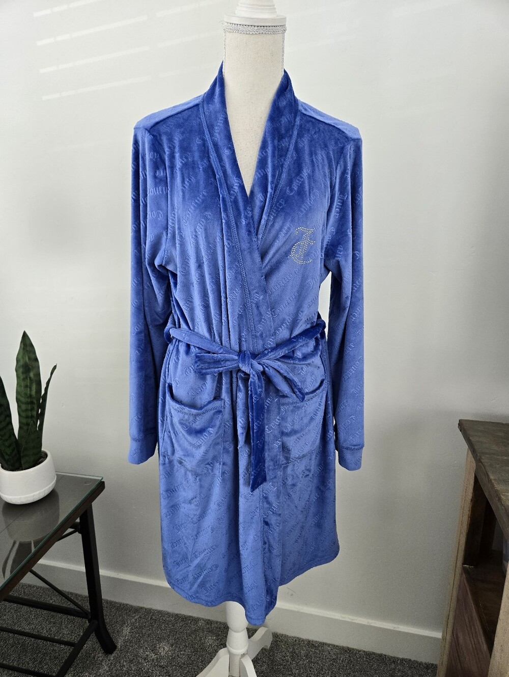 Juicy Couture Velour Embossed Monogram Velour Robe. Royal Blue. Small/medium.